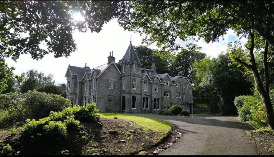 Отель Wellwood Manor Питлохри Экстерьер фото