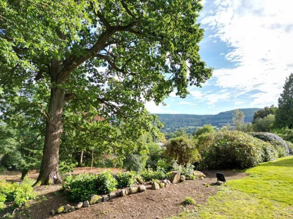 Отель Wellwood Manor Питлохри Экстерьер фото