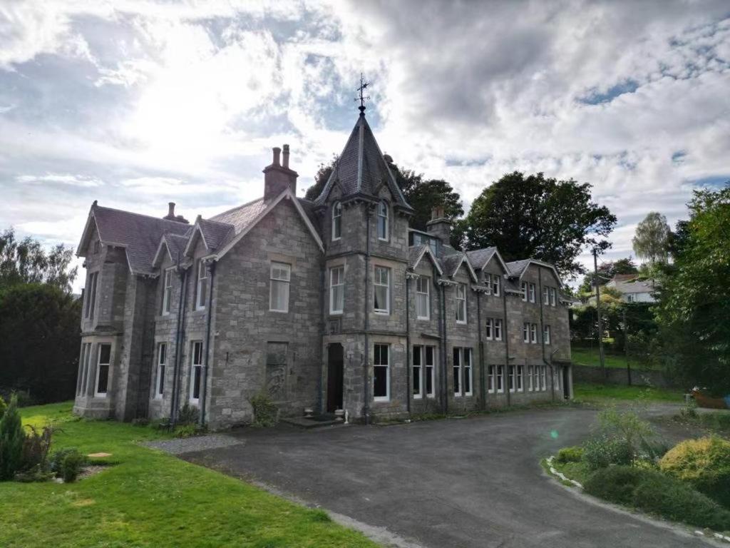 Отель Wellwood Manor Питлохри Экстерьер фото